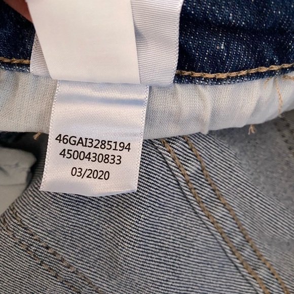 Levis signature Strauss Mom Jeans, Size 30 - Picture 12 of 13